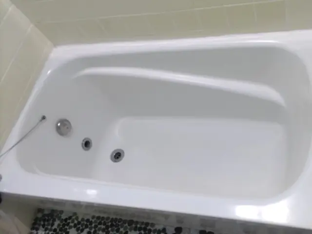 【大好評】現金払いでフッ素コート塗布!  水垢カビ除去鏡研磨でツルッツル♫快適♬サービスの画像