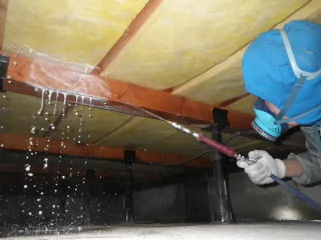 シロアリ予防、駆除★PayPay可★有資格者★5年保証★作業写真報告書付きで安心サービスの画像