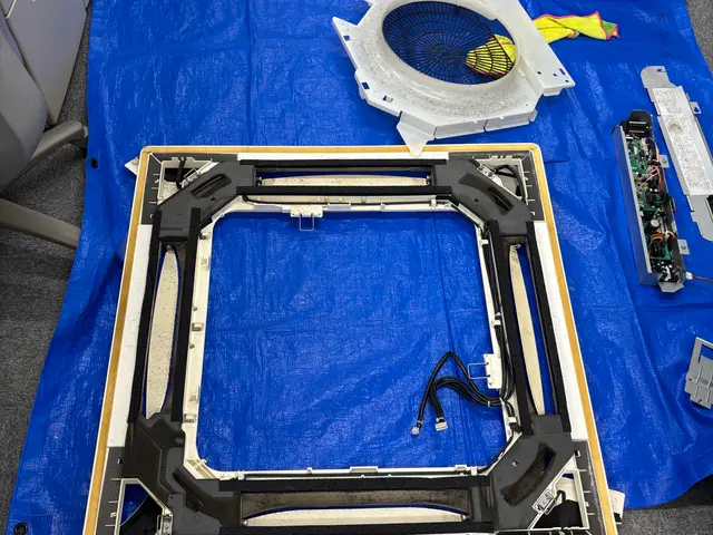 店舗、事務所、飲食店対応可能です！多数実績多数！！自社保険加入安心保証付きです！サービスの画像