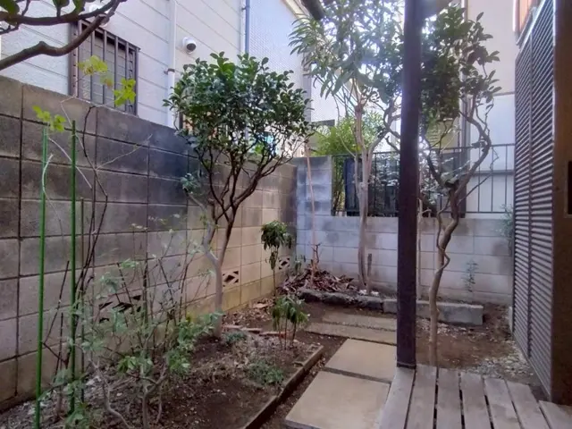 丁寧すぎる？！　よく言われます。庭木の剪定は山本企画へ！サービスの画像