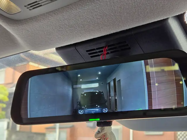 デジタルインナーミラー出張取付致します！その他電装品もご相談下さい！カード可サービスの画像