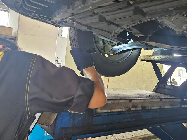 【黄色い帽子が目印のイエローハット美女木店】圧倒的な台数実績で安心の日帰り車検！サービスの画像