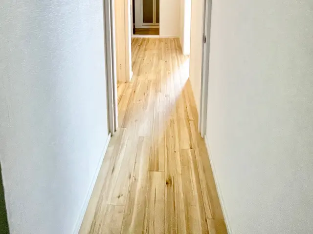 お客様に寄り添う丁寧な施工で、お部屋が見違えるほど美麗に変身！損害保険加入済み◎サービスの画像