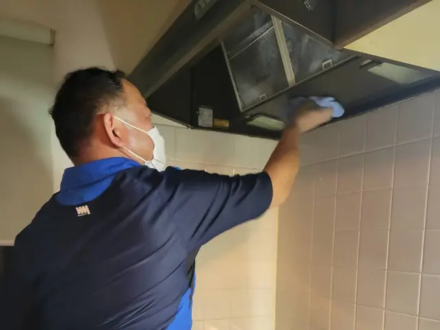 【好評】プロの技術で感動を♪フッ素コート付きでつるピカ♬サービスの画像