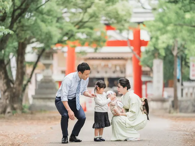 お宮参りロケフォト。営業時間外・対応地域外でもご相談OK◎　女性フォトグラファーサービスの画像