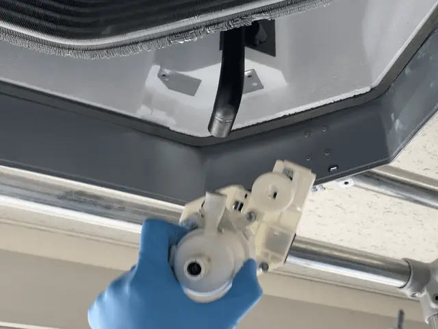 【業務用エアコンクリーニング】分解洗浄丸洗い‼︎サービスの画像