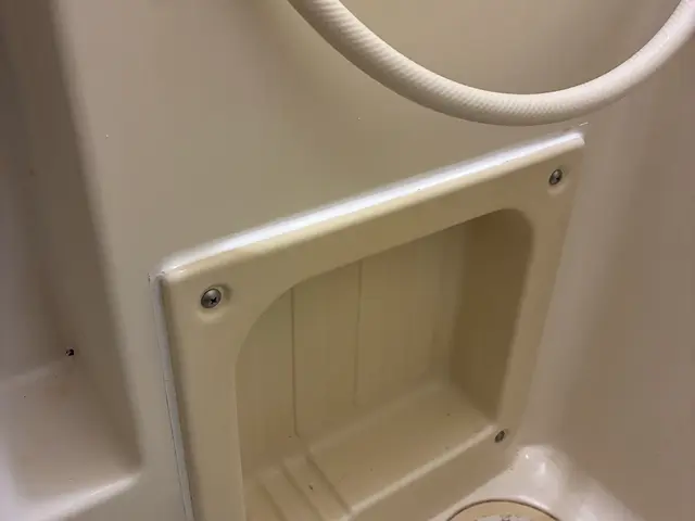 コーキング打替えいたします！サービスの画像