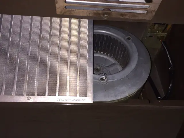 厄介な油汚れ！自分で頑張らない即解決方は当店依頼で空いた時間を有効活用！満足保証サービスの画像