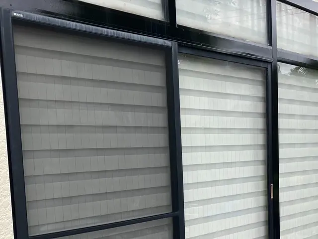 職人っぽくないフランクな対応が売りです！当日対応可能な網戸張替えサービスサービスの画像