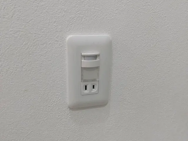 センサーライト取付サービスの画像