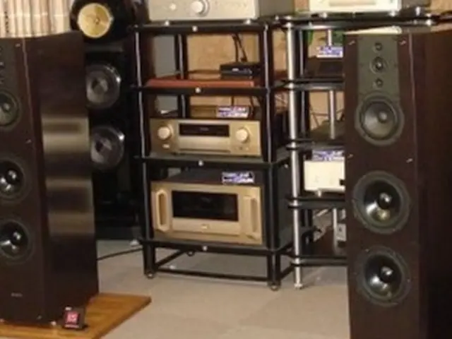 TVとBD接続5000円　複数、オーディオは見積致します。追加料金無サービスの画像