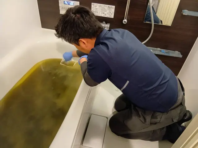 追い焚き配管まるごと洗浄｜見えない汚れを徹底除去｜風呂釜クリーニングサービスの画像