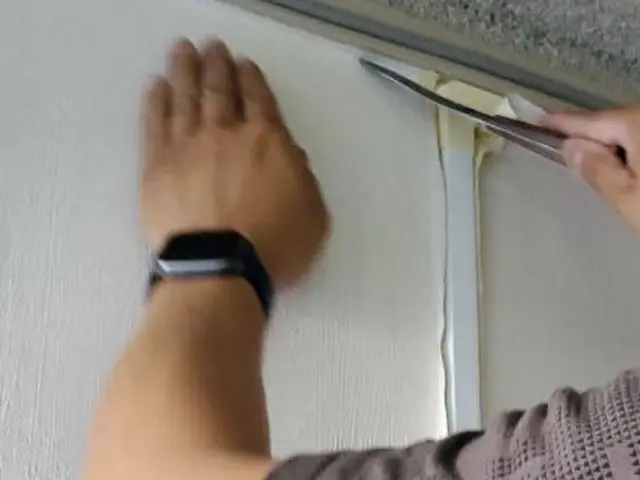 滋賀県長浜〜職人歴20年以上　壁穴補修　クロス貼り　女性スタッフの同行可能です！サービスの画像