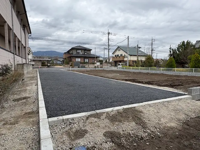 経験と知識を活かして迅速丁寧に作業いたします！大手ハウスメーカーの外構工事も担当サービスの画像