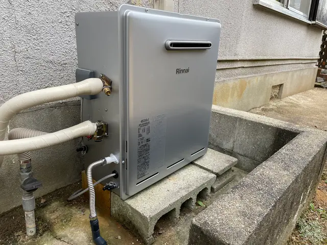 給湯専用取替¥12,980-(現在使用分給湯器の引取り含めた料金)です。サービスの画像