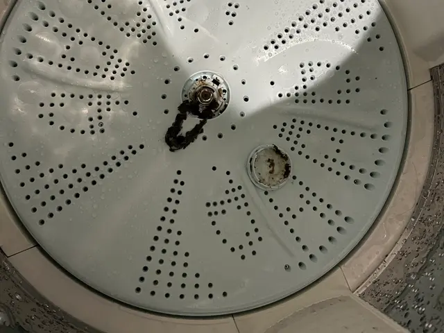 【完全自社施工】実績多数のプロが2名でお伺いします！サービスの画像