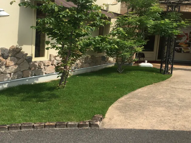 【新鮮な芝をお届け】リピーター多数『造園施工管理士』☆現代風アレンジもOKサービスの画像