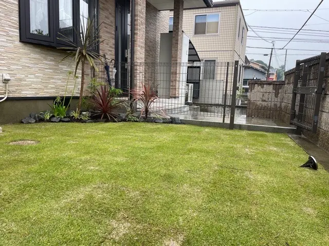 【新鮮な芝をお届け】リピーター多数『造園施工管理士』☆現代風アレンジもOKサービスの画像