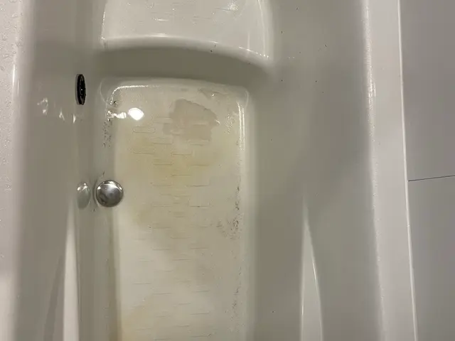 □女性スタッフが丁寧に時間をかけて細部まで作業させていただきます！サービスの画像