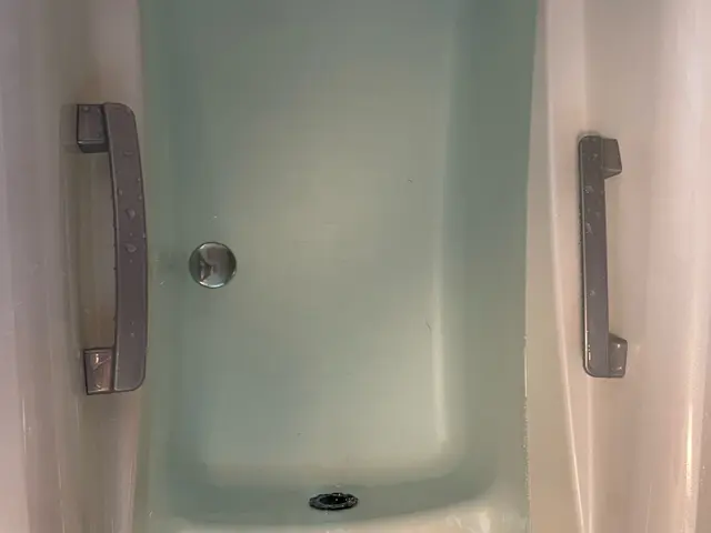 □女性スタッフが丁寧に時間をかけて細部まで作業させていただきます！サービスの画像