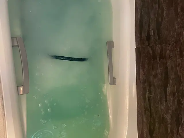 □女性スタッフが丁寧に時間をかけて細部まで作業させていただきます！サービスの画像