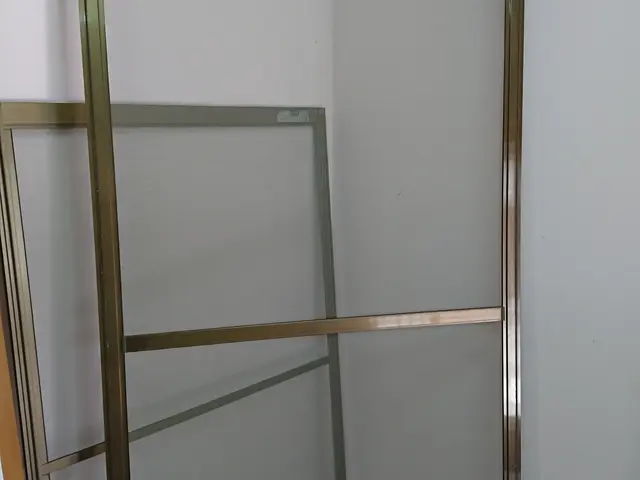 2枚以上で大幅割引！断然お得！＜安心の地元密着店＞網戸の張替は地元の張替専門店へサービスの画像