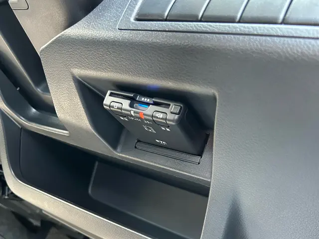 秋の現金特価価格ETC2.0もお任せ！ナビドラレコと同時取り付けで割引あり！サービスの画像