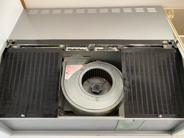 ☆☆溜まった油汚れは綺麗になります☆☆初めての方も安心してお任せください！サービスの画像