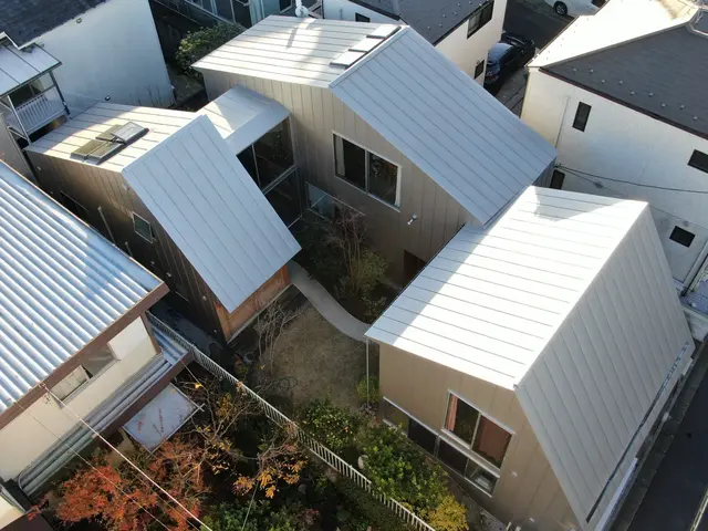 ドローン空撮｜建物・屋根の撮影対応｜写真確認