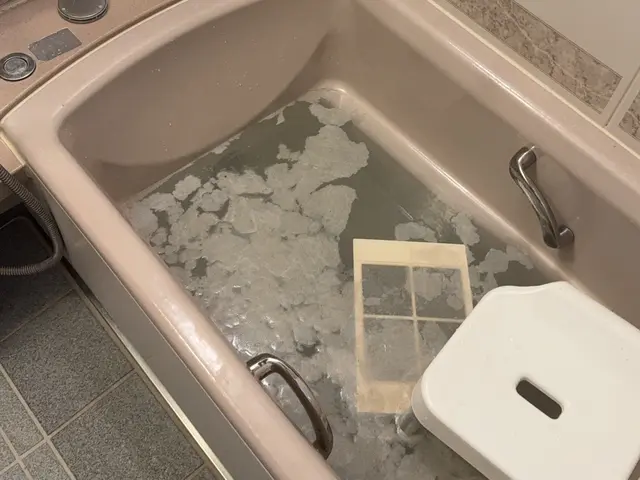 風呂釜クリーニング（追い焚き配管の除菌洗浄）サービスの画像