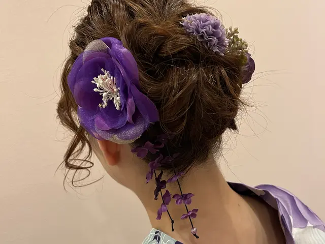 卒業式、入学式のお着物の準備はもう、お済みですか？ヘアセットとお着付けも大丈夫サービスの画像