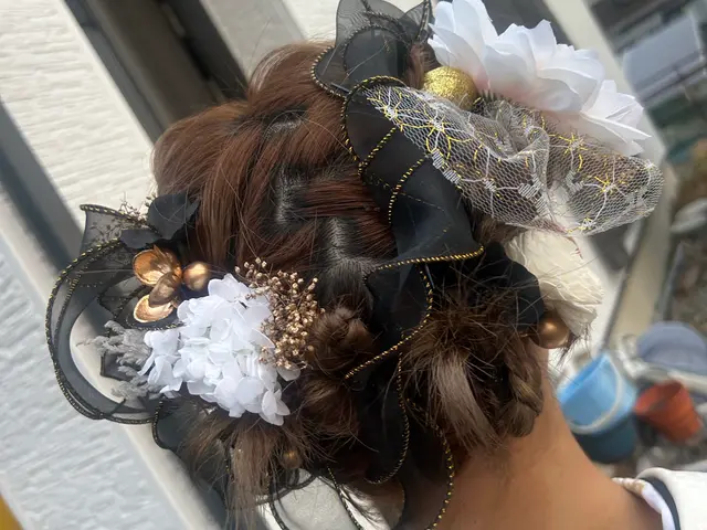 卒業式、入学式のお着物の準備はもう、お済みですか？ヘアセットとお着付けも大丈夫サービスの画像