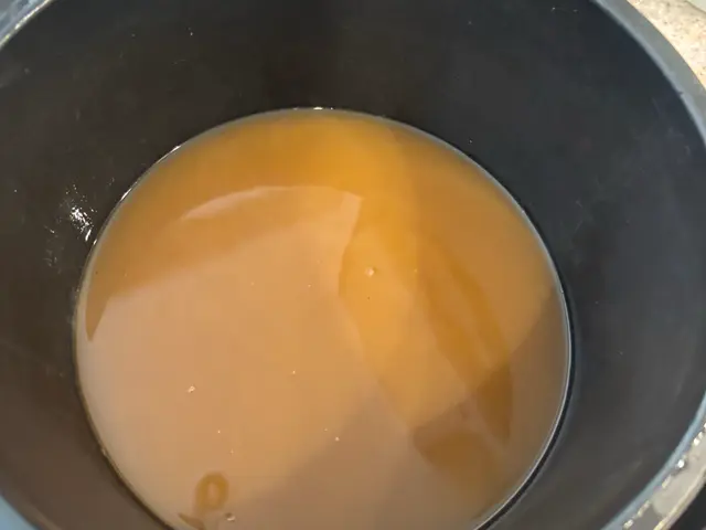 【レンジフード分解洗浄】ギトギト油汚れを除去/エアコンか洗濯機と同時予約で割引！サービスの画像