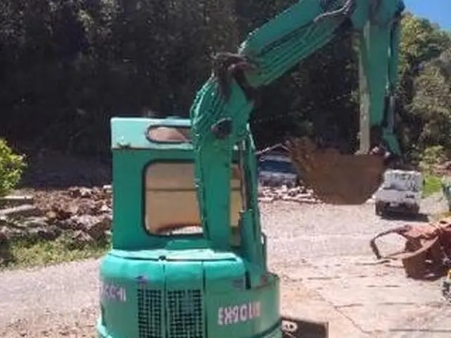 解体経験豊富　見積もり☆不用品との同時回収可能☆木造の物置は廃棄処分費用負担サービスの画像