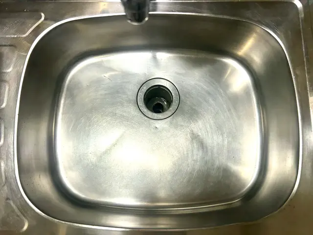 年末に落としきれなかった水アカ・皮脂汚れをしっかりリセット。3月限定価格！サービスの画像