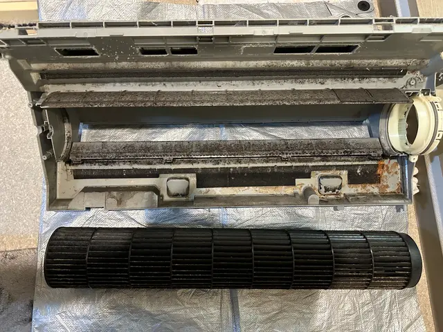 ★完全分解が得意です★現金払いで防カビ抗菌コートサービス★各クレカ・QR決済可★サービスの画像