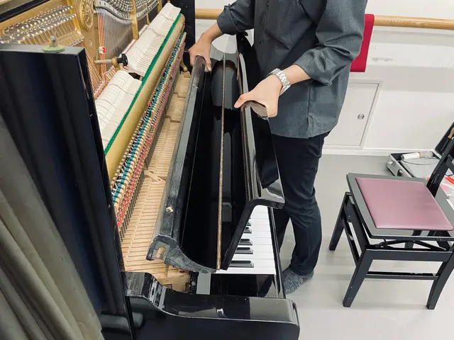 国家資格保有 業界6年目 個人様から施設様まで丁寧に作業させていただきますサービスの画像