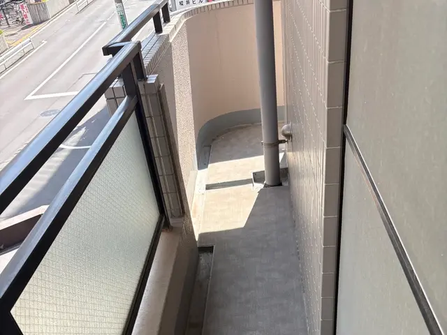 夜間・早朝対応可◎状況や環境次第で完全手洗い◎汚れ具合や劣化具合で臨機応変に対応サービスの画像