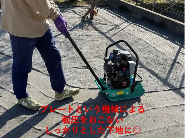 人工芝専門【下地から丁寧に作業】予約から施工まで100％自社対応 女性スタッフ可サービスの画像