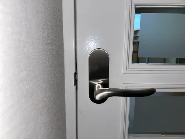 室内レバー錠・ドアノブ錠取替サービスの画像