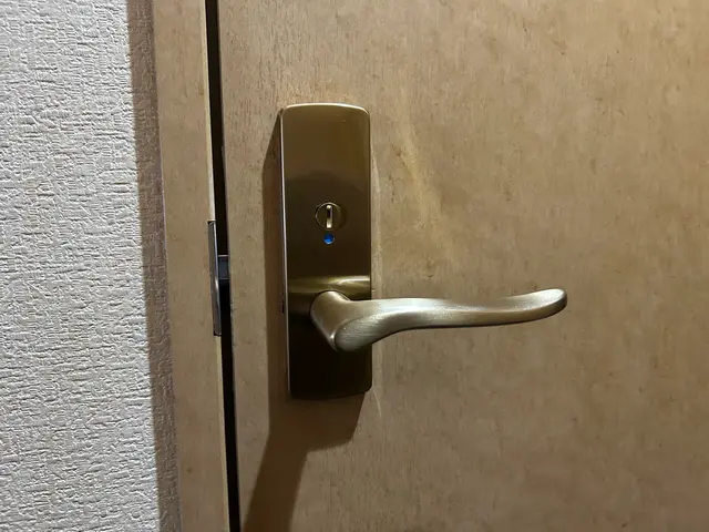 室内レバー錠・ドアノブ錠取替サービスの画像