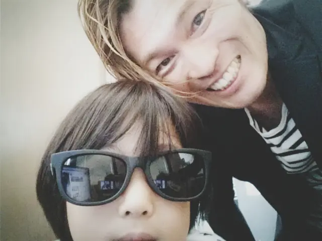 ご自宅に居ながら笑顔溢れるサロンのような美容体験を。訪問美容師が叶えます。サービスの画像