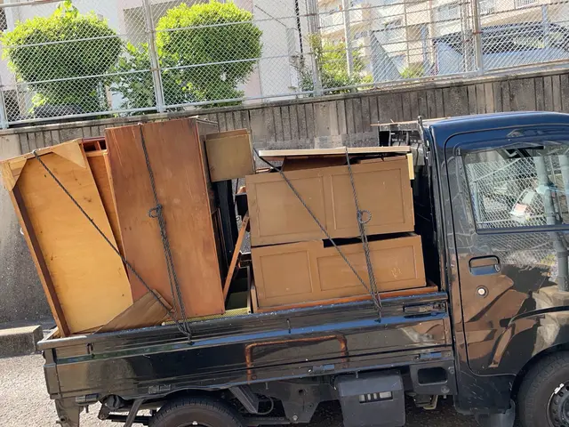 長崎市中園町で10年以上。一般廃棄物許可の実店舗あり。経験豊富なプロにお任せ！サービスの画像