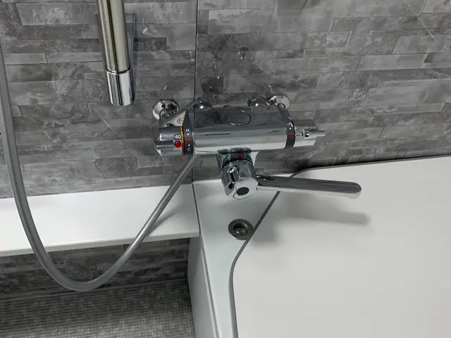 【業歴30年の経験と実績】浴室の事は、お任せ下さい☆損害保険加入済み☆サービスの画像