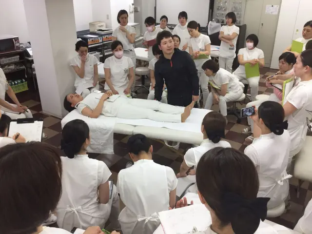 トップアスリートトレーナーとして施術経験あり！大手エステサロンの講師も務めてますサービスの画像