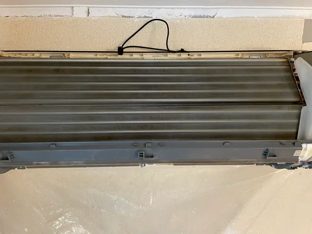 駐車料金無料です！ノーマルエアコン限定！丁寧な対応心掛けてます。サービスの画像