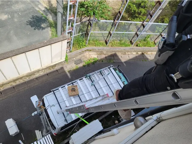 大手量販店での経験豊富！マスク着用、新品白靴下履き徹底！防虫キャップ取付け無料！サービスの画像