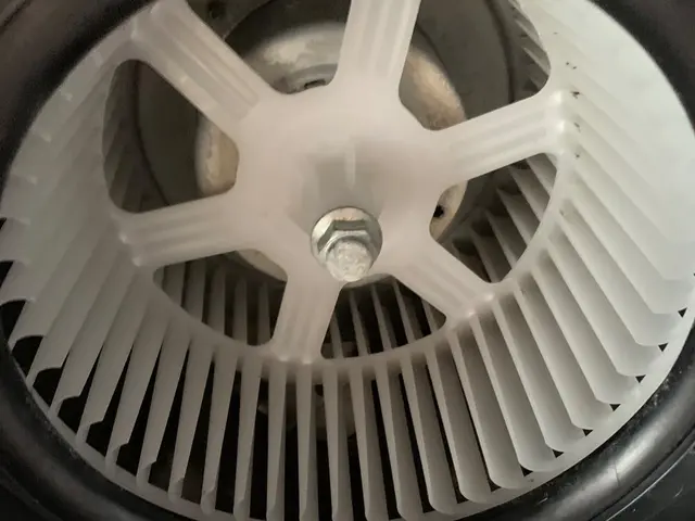 その汚れ、諦める前に一度ご相談ください。掃除の悩みに、真摯に向き合います。サービスの画像