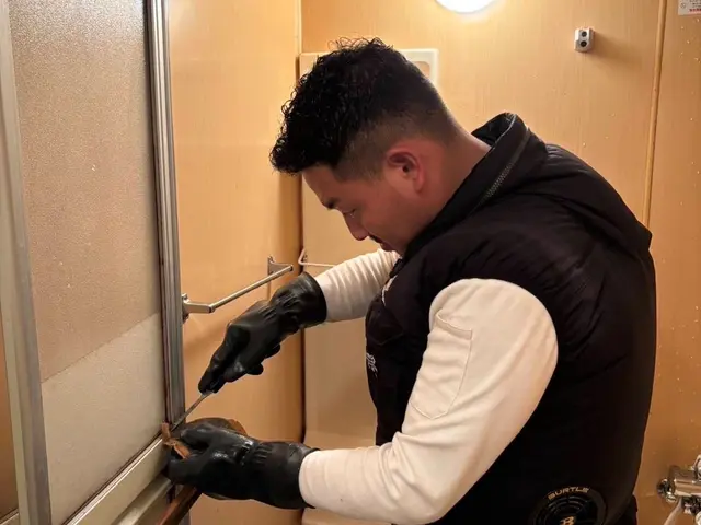 【損害保険加入済み】完全自社施工！大手での作業経験あり◉サービスの画像