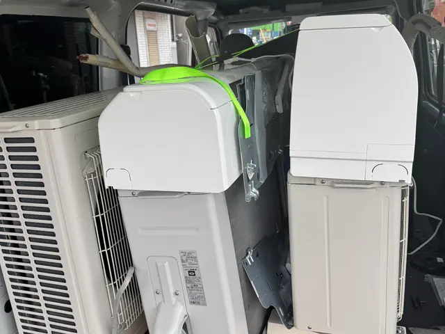 不要品回収、軽ハコバンに積み放題！エアコン取り外し回収お気軽にメッセージ下さい！サービスの画像